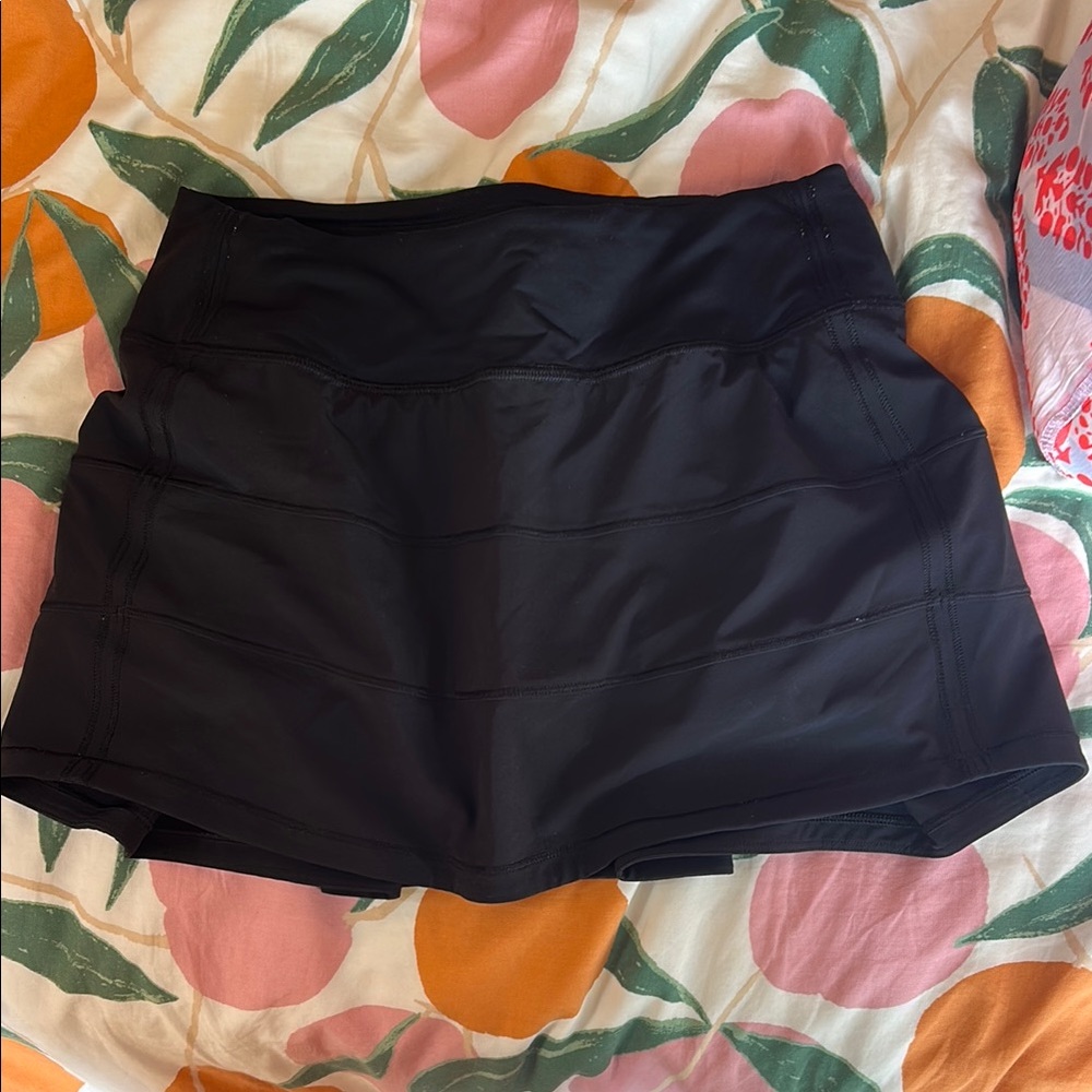 Lululemon Athletica pace rival skirt black